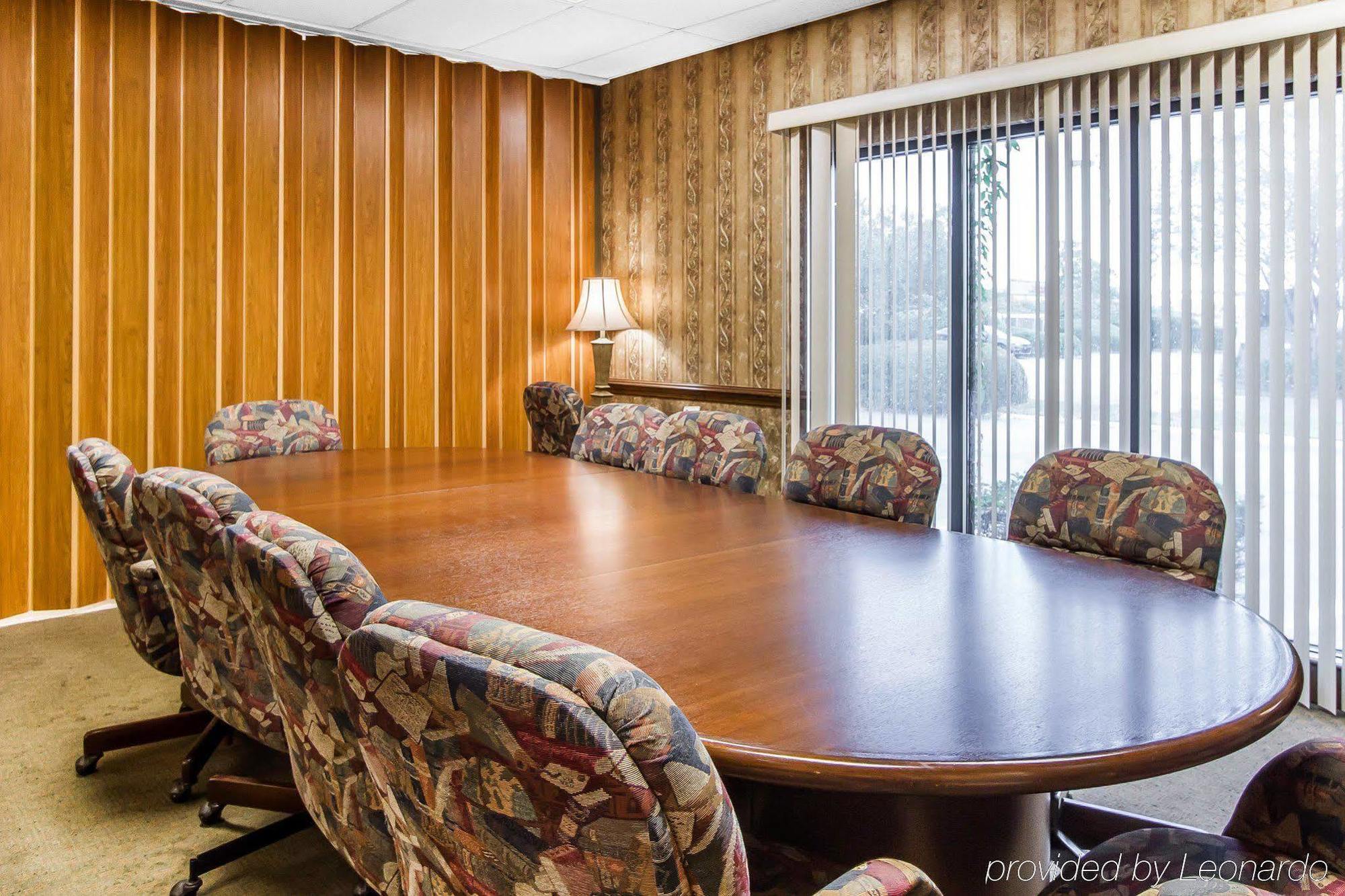 Executive And Hotel Enterprise